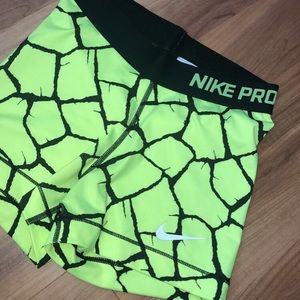 NIKE PRO DRI-FIT SPANDEX SHORTS